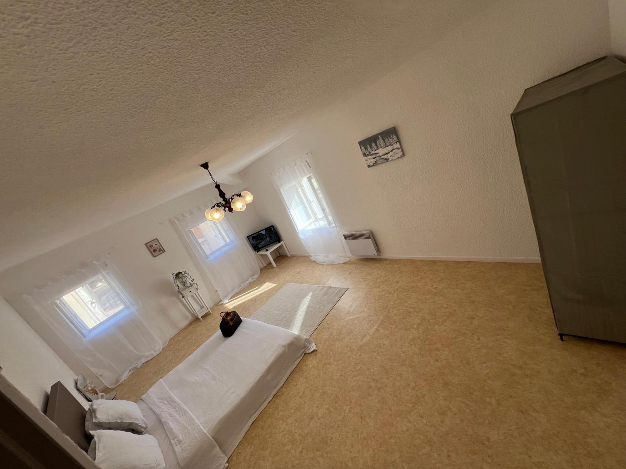 Vallier Apartment